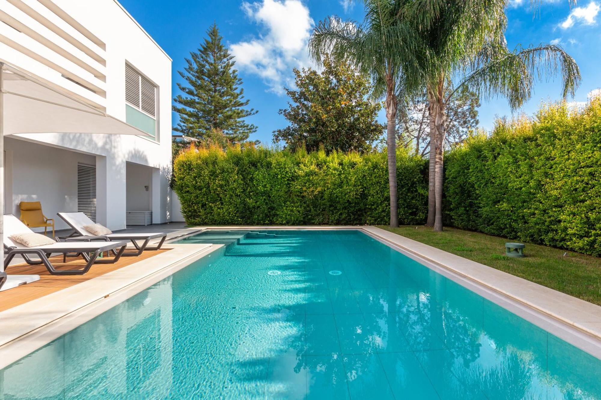 Villa Acquadimare - Pool Terrace Jacuzzi *